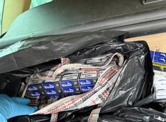 Tauragės rajone sustabdytame automobilyje – 2200 pakelių nelegalių cigarečių