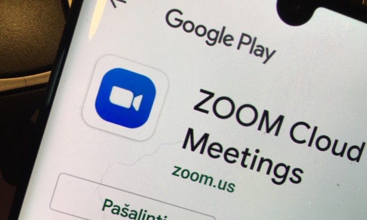 Nacionalinis kibernetinio saugumo centras:  „Zoom“ -  tik vaizdo pokalbiams, bet ne apsikeitimui jautria informacija 