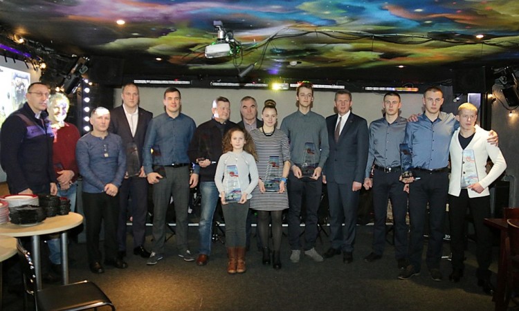 Apdovanoti geriausi 2016 metų rajono sportininkai