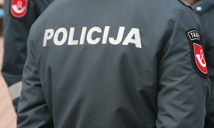 Pareigūnai primena: netoleruos saviizoliacijos taisyklių nesilaikymo 