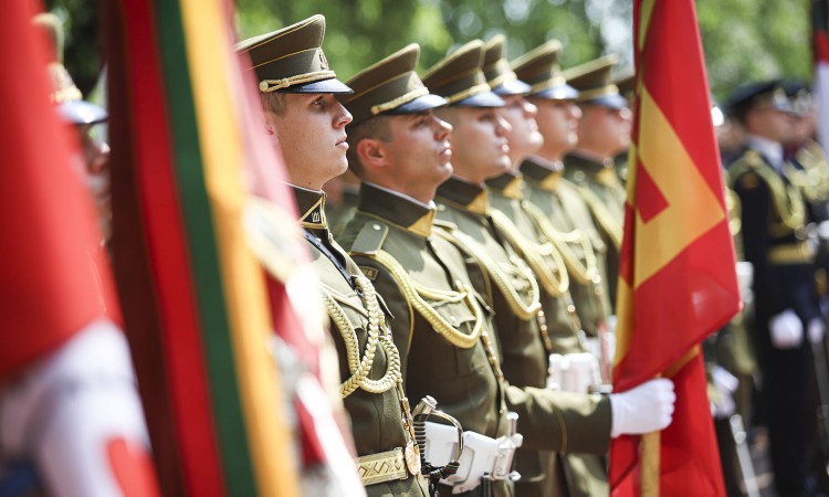 Vyriausybė pritarė Lietuvos karių skaičiaus didinimui