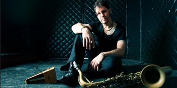 Saksofono virtuozas Sax Gordon  koncertuos Šilalės klube 