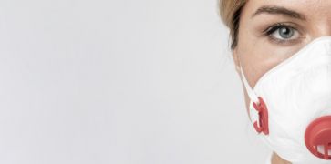Didesnės socialinės garantijos – ir medikams, ir specialistams, dirbantiems COVID-19 židiniuose...