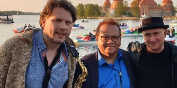 Tauragė Jazz: Sherman, Jutas, Nick Trio koncertas geležinkelio stotyje