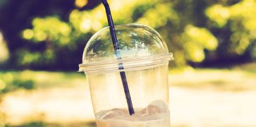 Nuo kitų metų bus draudžiama naudoti plastikinius indus masinėse šventėse