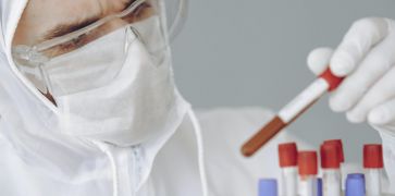 Praėjusią parą patvirtinti 1388 koronavirusinės infekcijos atvejai