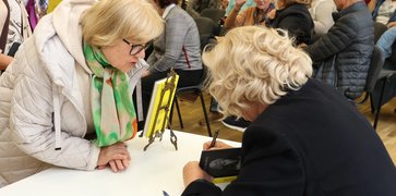 Edita Mildažytė Tauragėje: apie gyvenimo kartėlį, iš kurio gimsta medus