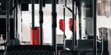 Seimui pritarus, tolimojo susisiekimo autobusų keleiviai nuo lapkričio galės važiuoti perpus pigiau...