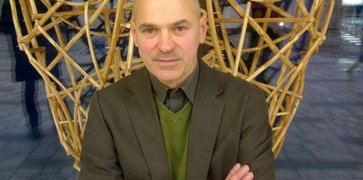 „Sulėtėjusio laiko apylinkėse” Algirdo Griškevičiaus potėpiai