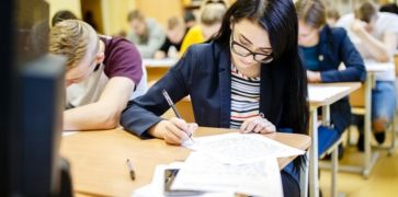 Vėlinamos kai kurių brandos egzaminų, įskaitų ir dešimtokų pasiekimų patikrinimų datos