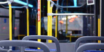 Viešajame transporte: privaloma dėvėti veido kaukes ir nustayti kiti sveikatai svarbūs reikalavimai...